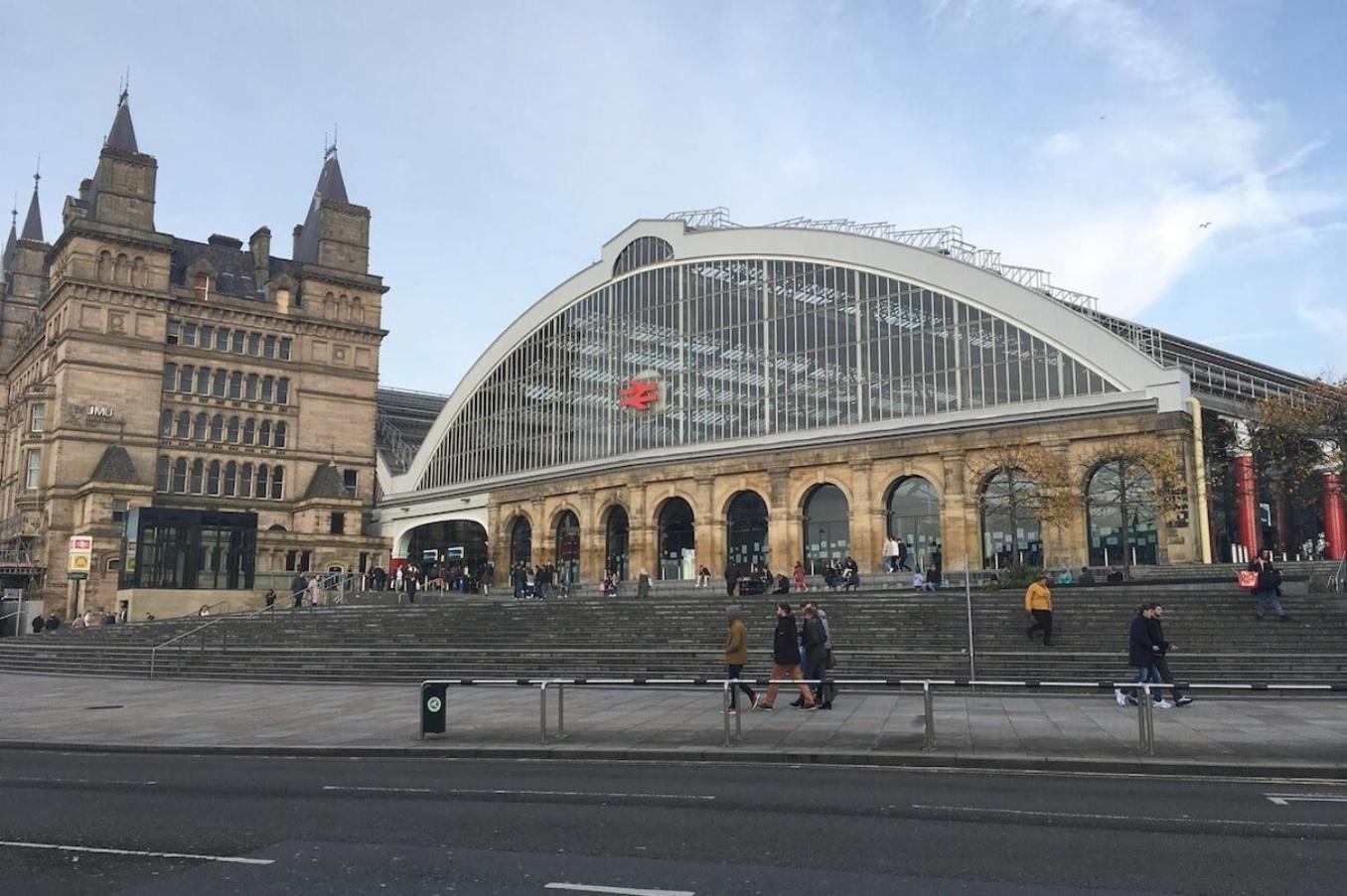 City Centre Vintage Theme Guest Rooms Free Parkin Liverpool Exterior photo